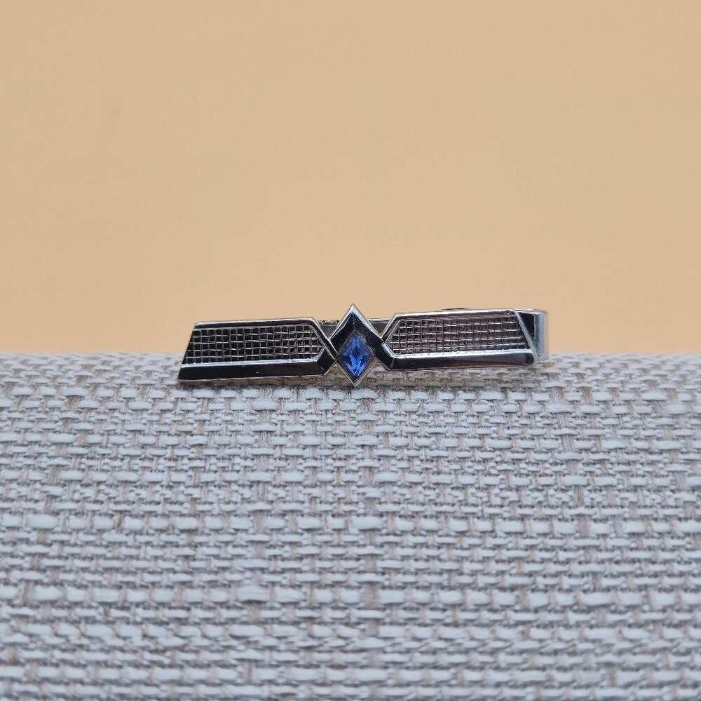 Blue Crystal Simple Pattern Tie Clip A5988